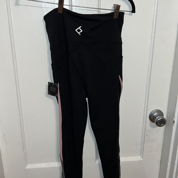 BSP Athletic Leggings - Picture 6 of 7